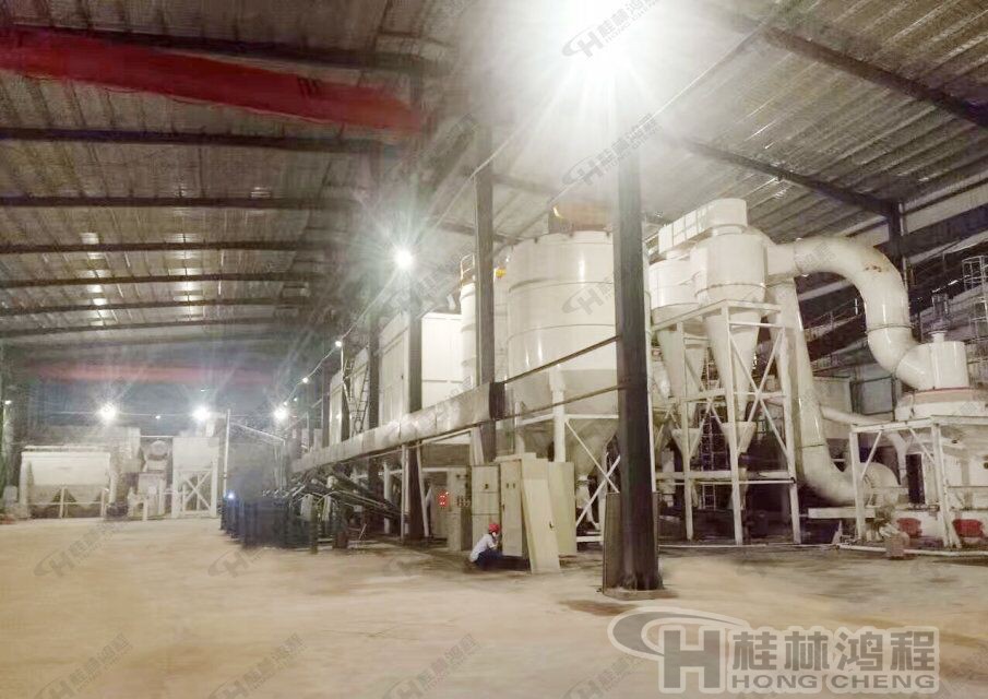 滑石粉，滑石粉碎設(shè)備，磨粉設(shè)備，磨粉機(jī)，雷蒙機(jī)
